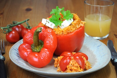 Gefüllte Paprika mit Feta und Reis
